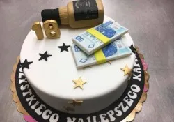 Tort na 18 urodziny