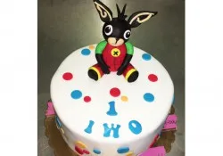 Tort z kr&oacute;liczkiem Bing