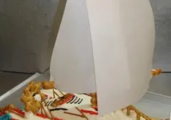 Tort w kształcie żagl&oacute;wki