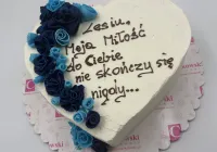 Tort w kształcie serca