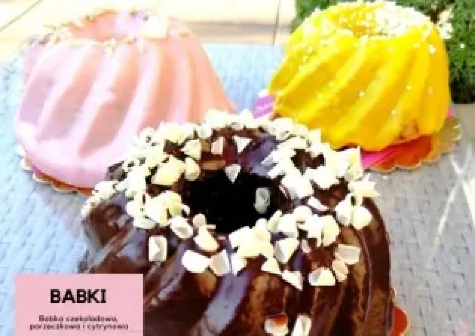 Babka z porzeczką