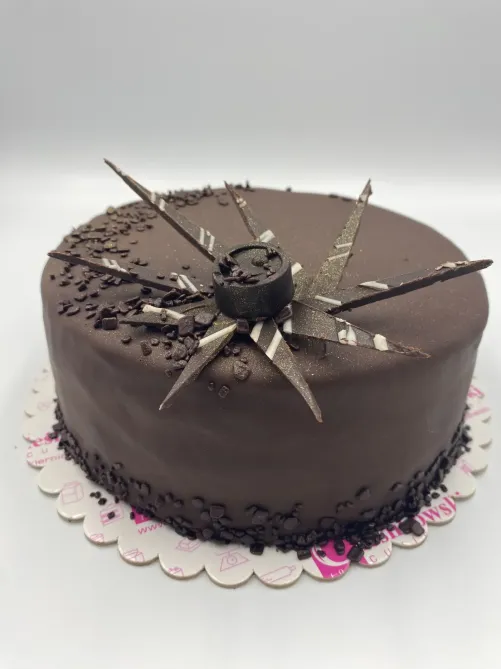 Tort kremowo - czekoladowy