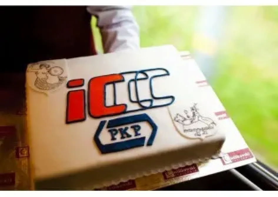 Tort w kształcie loga PKP ICCC