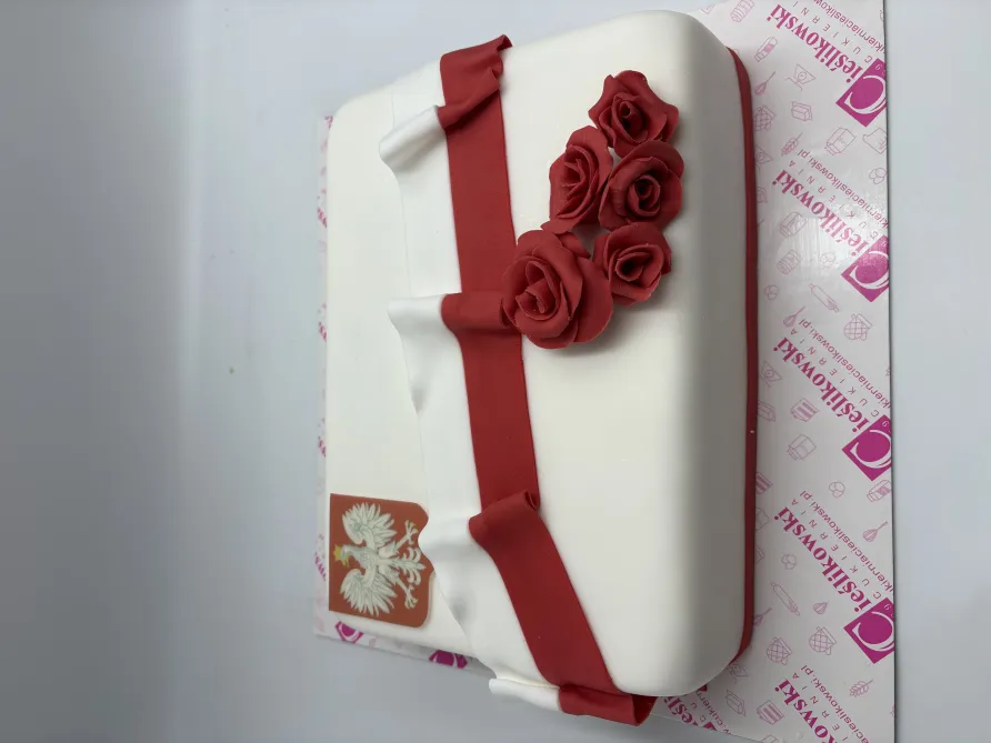Tort w kształcie Polski