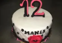 Tort na 12 urodziny