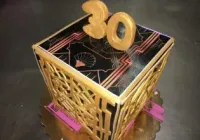 Tort na 30 urodziny