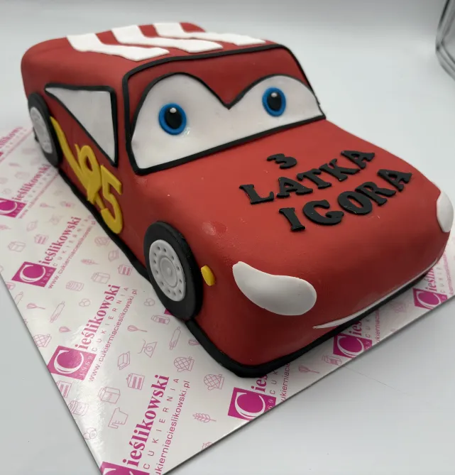 Tort w Kształcie Zygzaka McQueena
