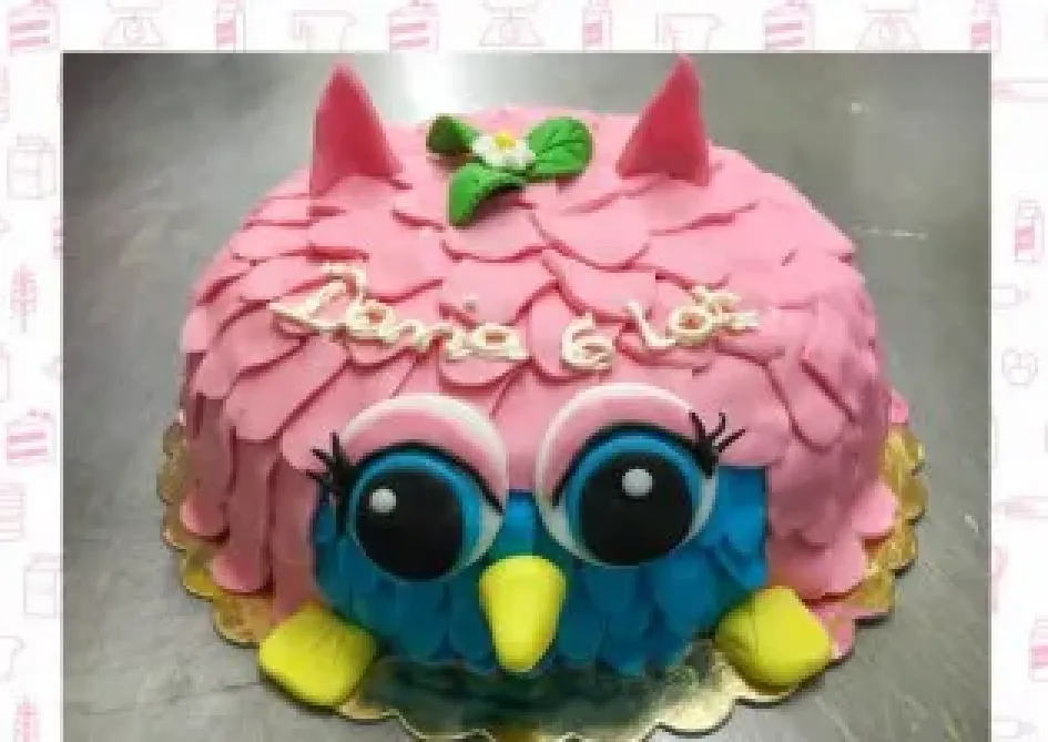 Tort w kształcie Furby