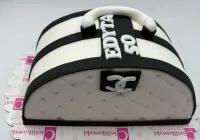 Tort w kształcie torebki Chanel