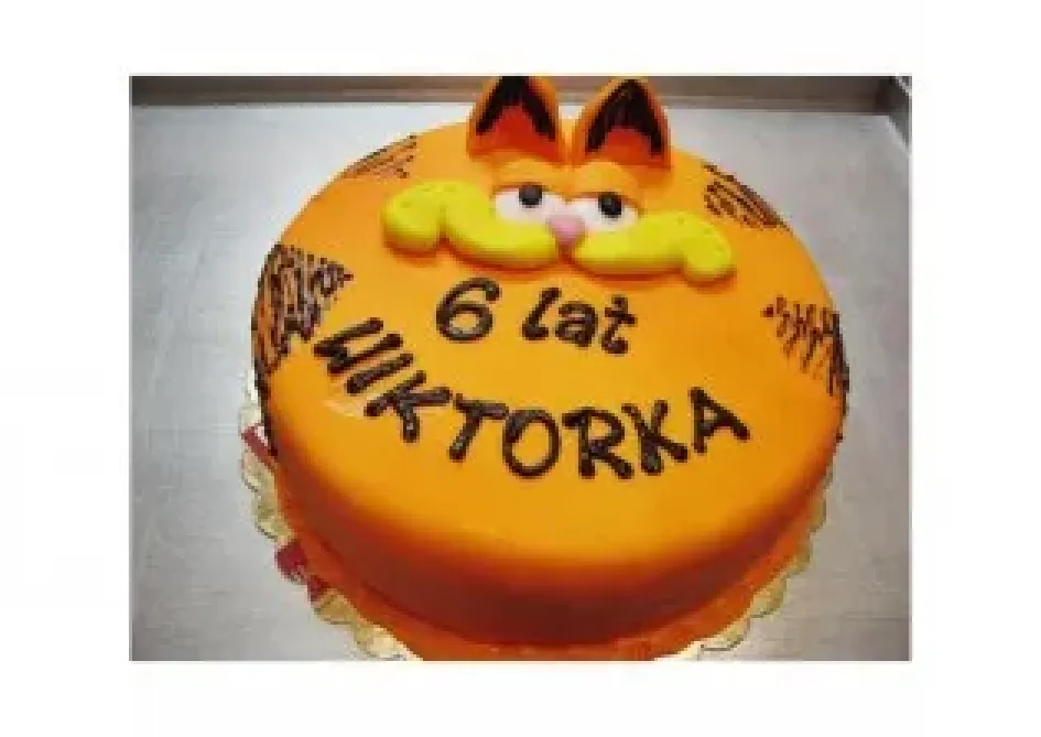 Tort w kształcie Garfielda