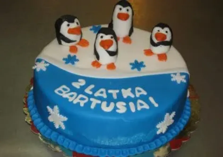 Tort z pingwinami