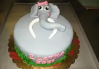 Tort ze słoniem